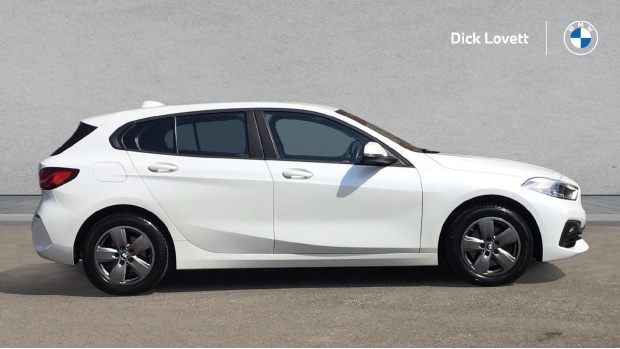 BMW 1 Series 118I Se Dct Euro 6 5-Door White #3