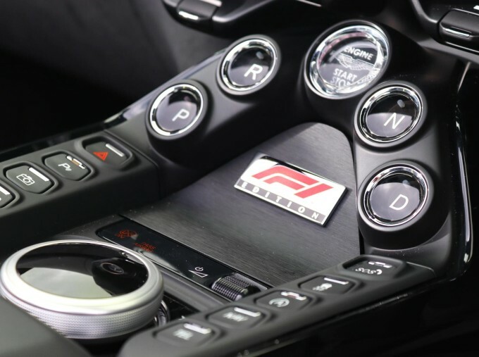 Aston Martin Vantage V8 Roadster Grey #29
