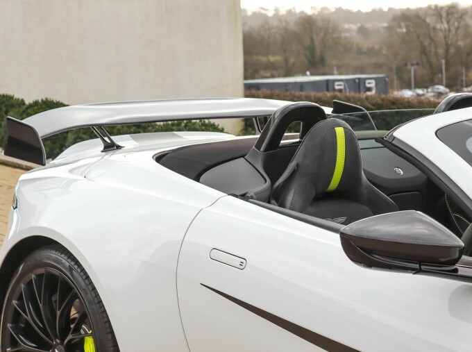 Aston Martin Vantage V8 Roadster Grey #22