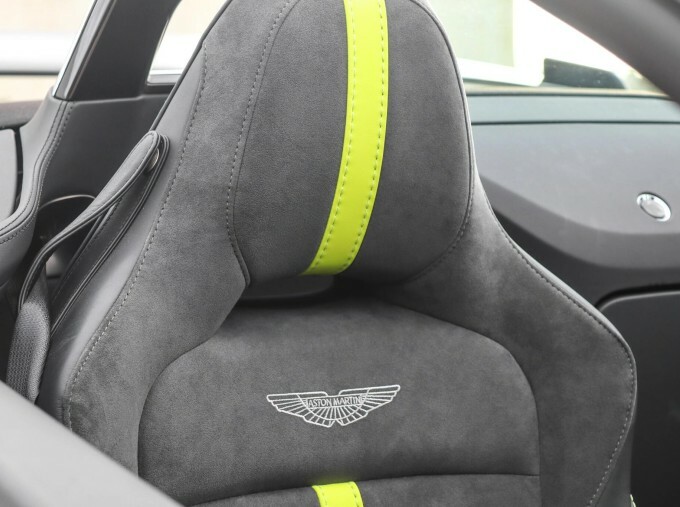Aston Martin Vantage 4.0 V8 F1 Edition Roadster Euro 6 2-Door White #5