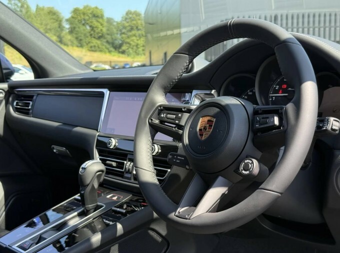 Porsche Macan Macan Suv Blue #4