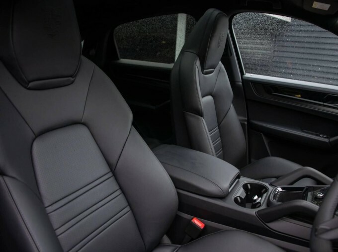 Porsche Cayenne 3.0 V6 E-hybrid 25.9Kwh Black Edition Tiptronics 4 #5