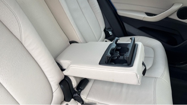 BMW X1 Sdrive 18D Xline Step White #32