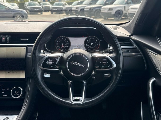 Jaguar F-Pace 2.0 D200 Mhev R-dynamic Se Suv Awd  #15