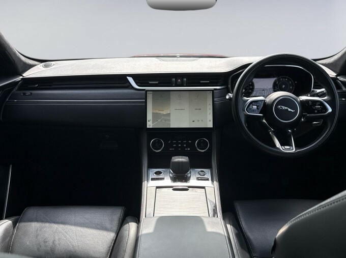 Jaguar F-Pace 2.0 D200 Mhev R-dynamic Se Suv Awd  #9
