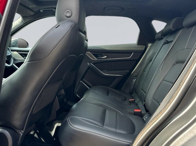 Jaguar F-Pace 2.0 P250i R-dynamic Hse Euro 6 5-Door Red #4