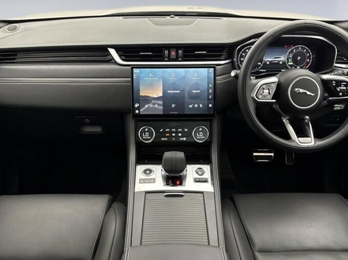 Jaguar F-Pace 2.0 D200 R-dynamic Hse Black Awd 2024 Blue #9