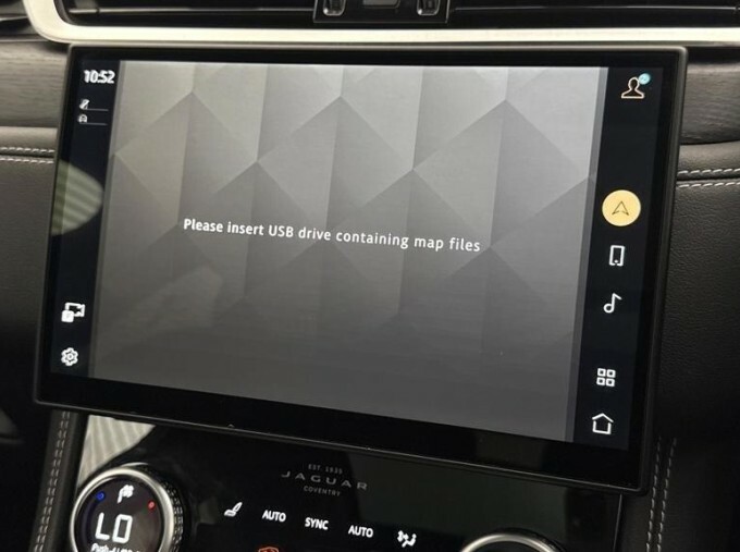 Jaguar F-Pace 2.0 D200 R-dynamic Hse Black Awd 2024 Blue #8