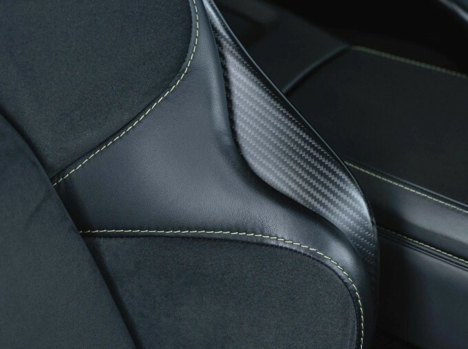 Aston Martin Vantage 4.0L V8 Coupe Black #35