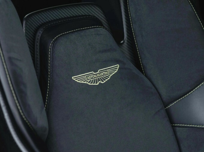 Aston Martin Vantage 4.0 V8 Euro 6 2-Door Grey #4