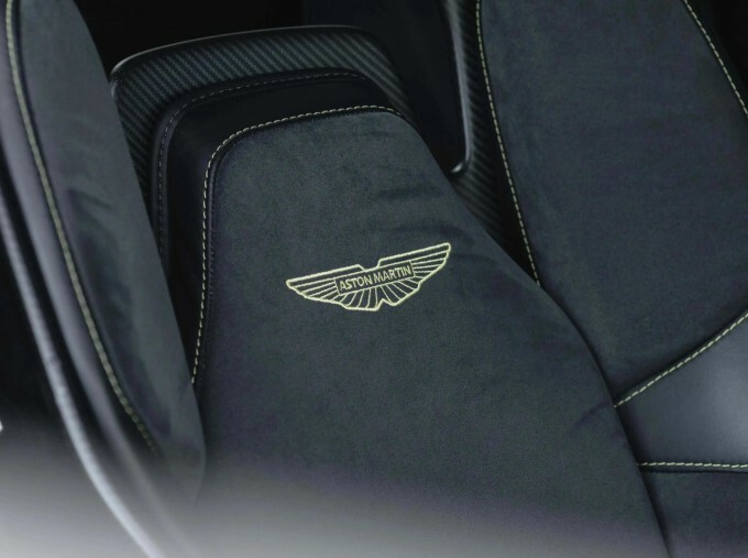 Aston Martin Vantage 4.0L V8 Coupe Black #33
