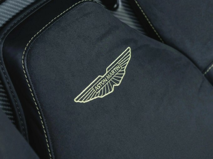 Aston Martin Vantage 4.0L V8 Coupe Black #32