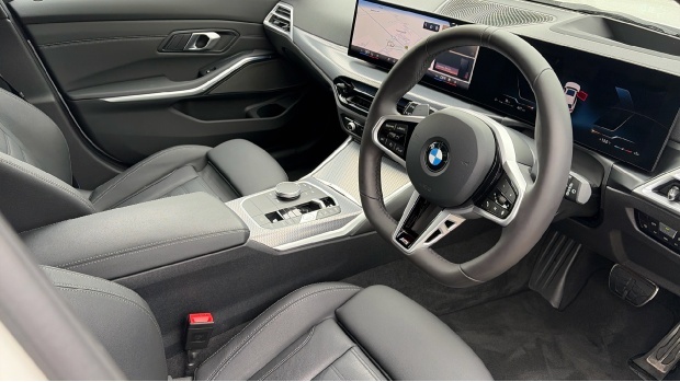 BMW 3 Series 2.0 320I M Sport Touring Euro 6 5-Door White #6