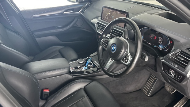 BMW iX3 80Kwh M Sport Pro 5-Door Black #6
