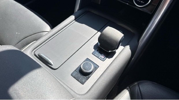 Land Rover Discovery D300 Dynamic Hse Black #13