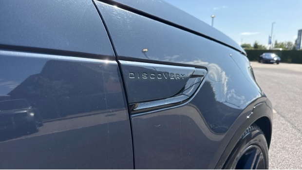 Land Rover Discovery D300 Dynamic Hse Black #21