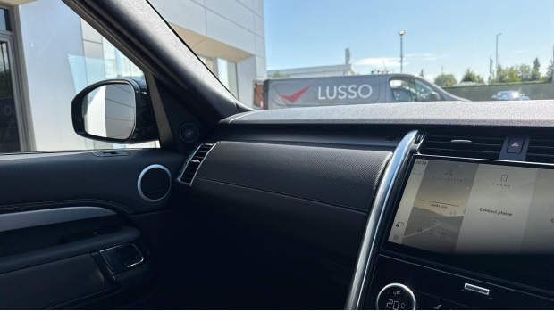 Land Rover Discovery D300 Dynamic Hse Black #22