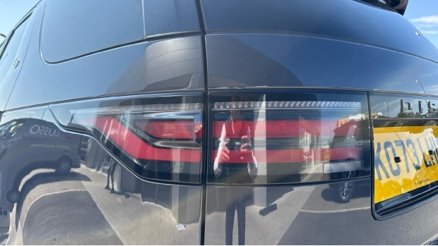 Land Rover Discovery D300 Dynamic Hse Black #19