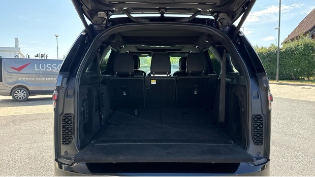 Land Rover Discovery D300 Dynamic Hse Black #10