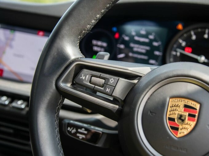 Porsche 911 Carrera 4S Pdk Black #32