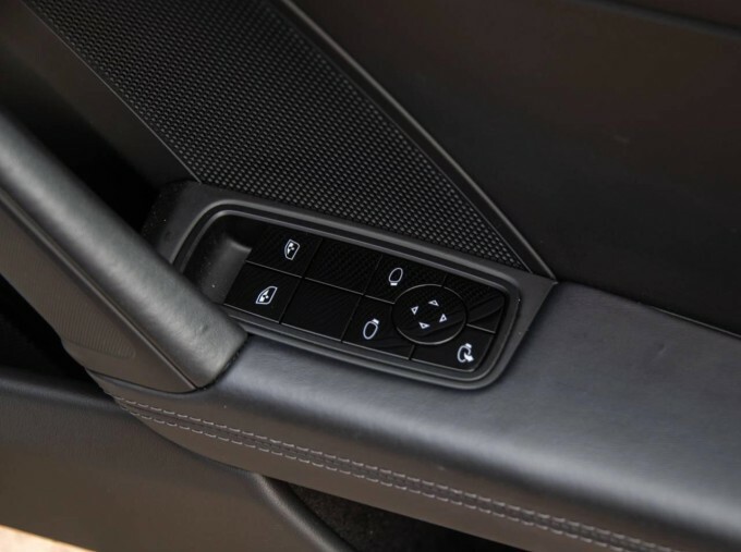 Porsche 911 Carrera 4S Pdk Black #33