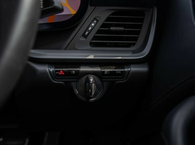Porsche 911 Carrera 4S Pdk Black #44