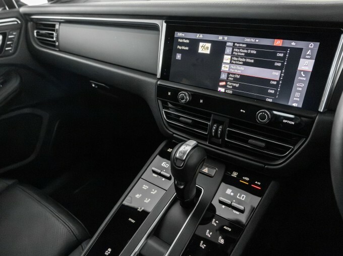 Porsche Macan 300Kw 4 100Kwh Grey #23