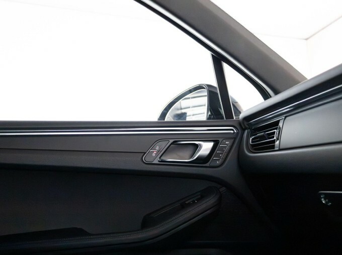 Porsche Macan 300Kw 4 100Kwh Grey #8