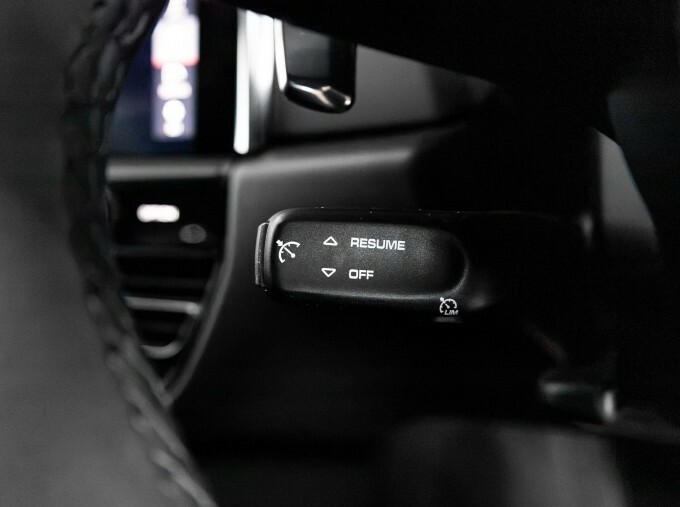 Porsche Macan 300Kw 4 100Kwh Grey #14