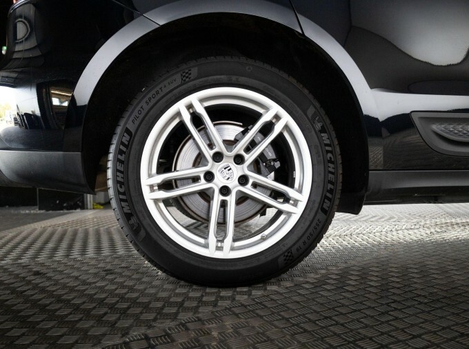 Porsche Macan 300Kw 4 100Kwh Grey #18