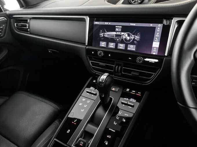 Porsche Macan 300Kw 4 100Kwh White #10