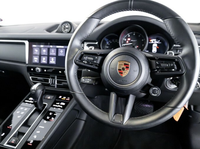 Porsche Macan 300Kw 4 100Kwh White #28
