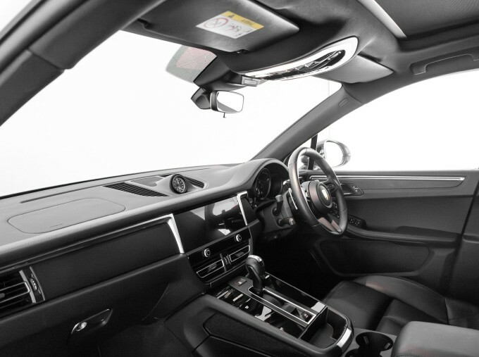 Porsche Macan 300Kw 4 100Kwh White #9
