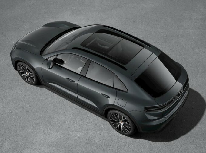Porsche Macan 100Kwh 4 4Wd 5-Door Grey #4