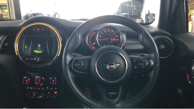 Mini Hatch Cooper Sport Steptronic Euro 6 LG20LWZ Black #5