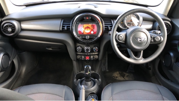 Mini Hatch Cooper Classic Steptronic Euro 6 FH69NFY Black #4