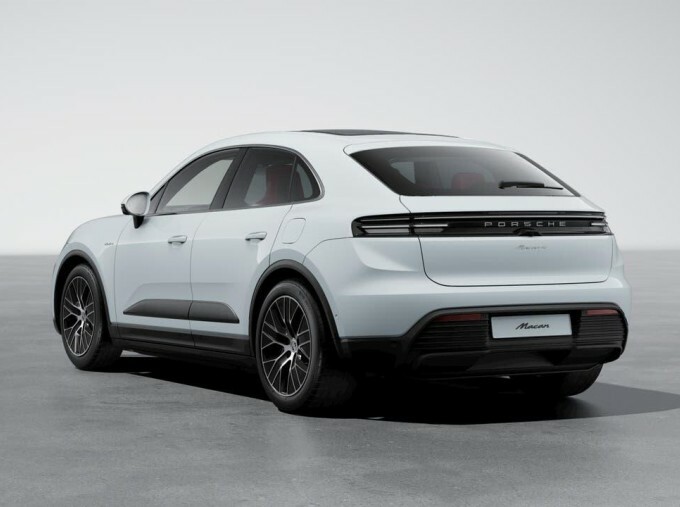 Porsche Macan 100Kwh 4 4Wd 5-Door White #3