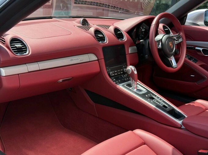 Porsche 718 Boxster 4.0 25 Years Euro 6 2-Door Silver #4
