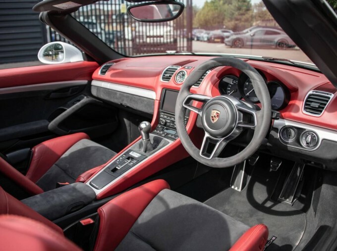 Porsche Boxster 981 Spyder Euro 6 2-Door White #4