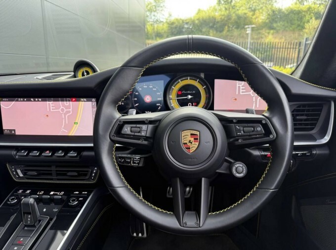 Porsche 911 911 Targa 4 Red #17