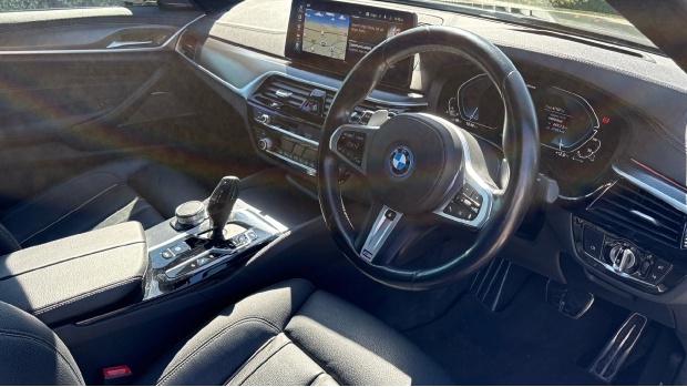 BMW 5 Series 2.0 530E 12Kwh M Sport Steptronic Euro 6 4-Door Blue #6