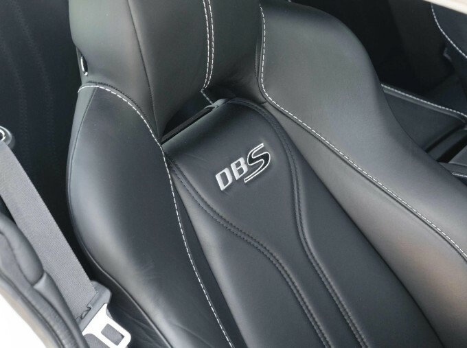 Aston Martin DBS V12 Volante Touchtronic 2011 Silver #28