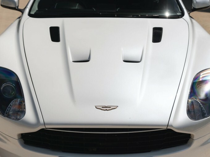 Aston Martin DBS V12 Volante Touchtronic 2011 Silver #10
