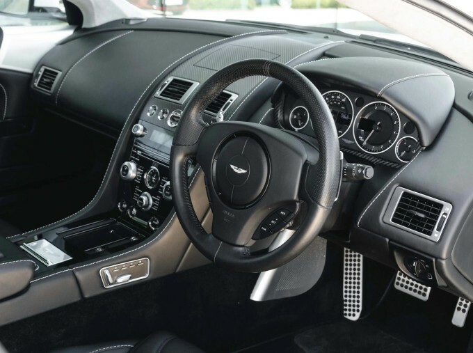 Aston Martin DBS V12 Volante Touchtronic 2011 Silver #25