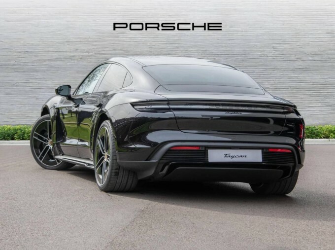 Porsche Taycan Taycan Limousine Black #3