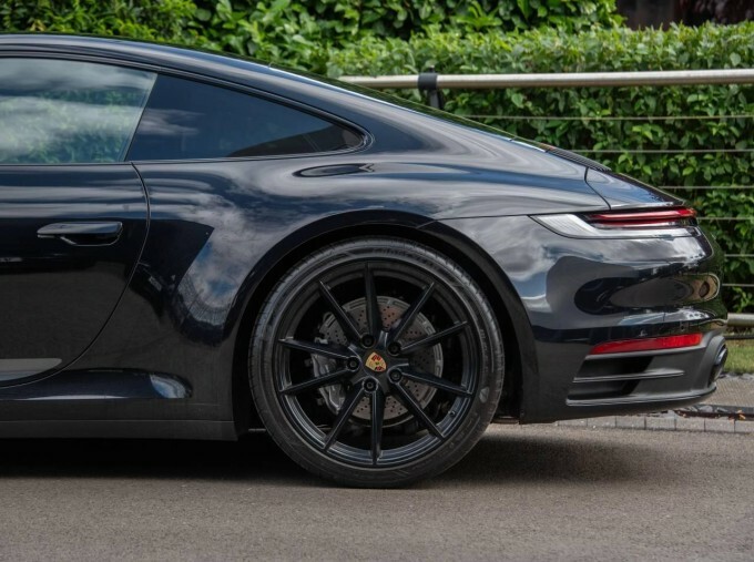 Porsche 911 911 Gt3 Rs Grey #17