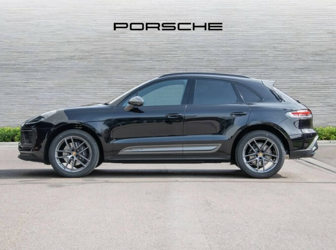 Porsche Macan Macan Four Wheel Drive Black #2