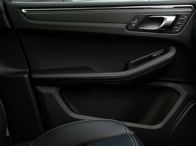 Porsche Macan 470Kw Turbo 100Kwh Green #48
