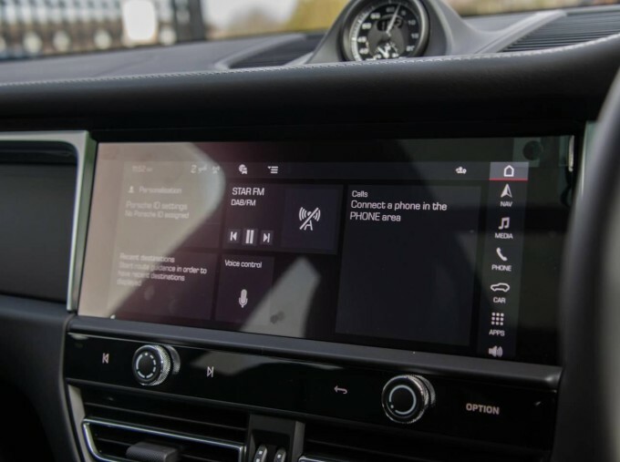 Porsche Macan 470Kw Turbo 100Kwh Green #63