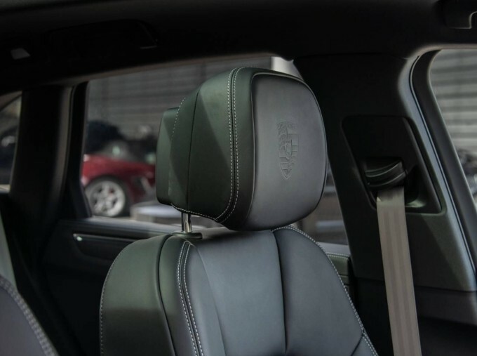 Porsche Macan 470Kw Turbo 100Kwh Green #33